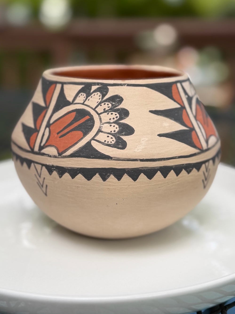 Vintage Native American Tesuque Pueblo Vase/Pot by Ignacio Duran, Handmade